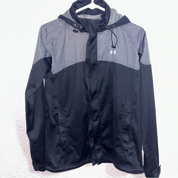 Under Armour Jackets & Blazers - Under Armour Women’s Small Stormproof Cloudstrike Jacket